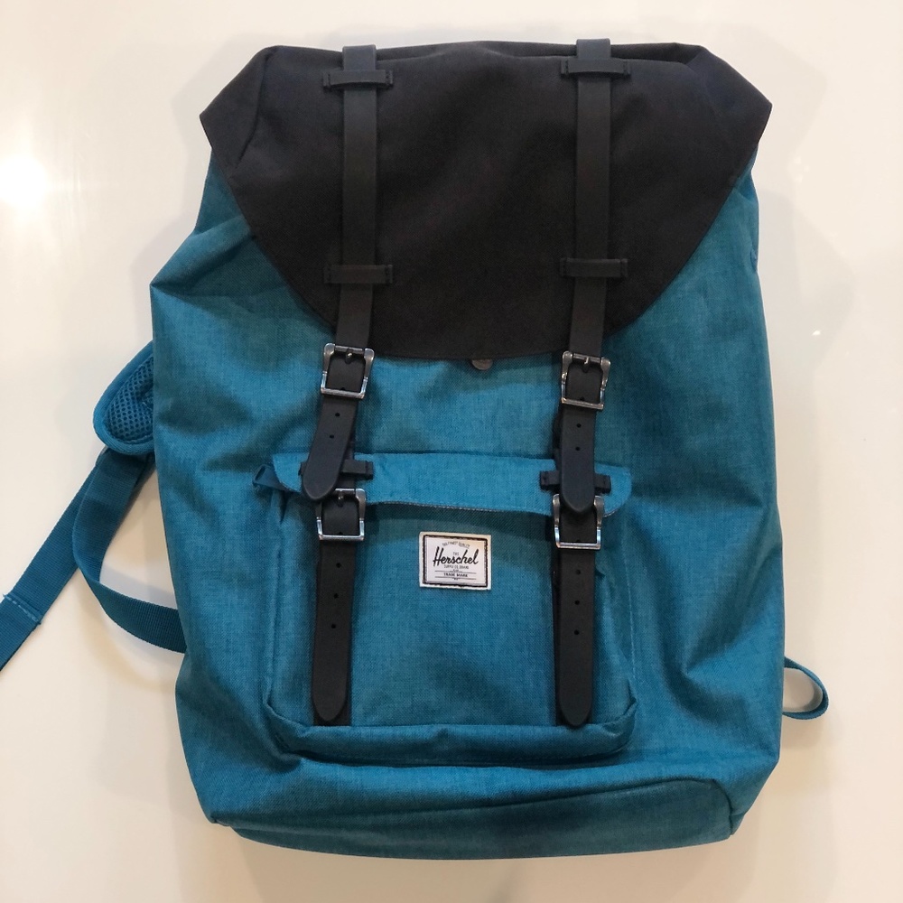 Hershel Little America Backpack